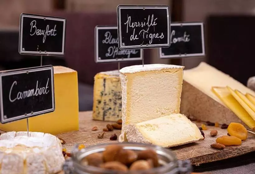 هتل Les Campanules By Les Etincelles