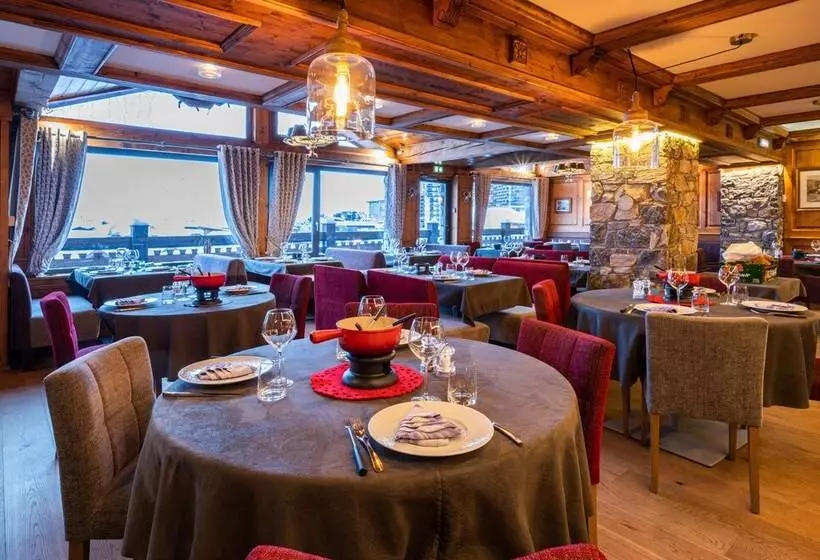 هتل Les Campanules By Les Etincelles