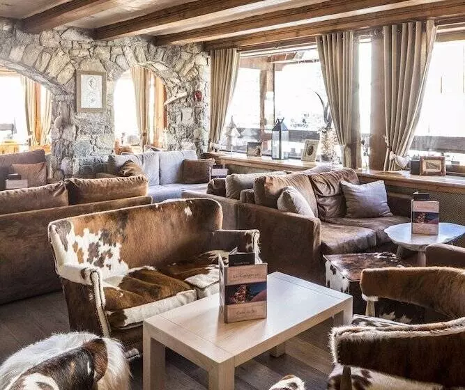 هتل Les Campanules By Les Etincelles