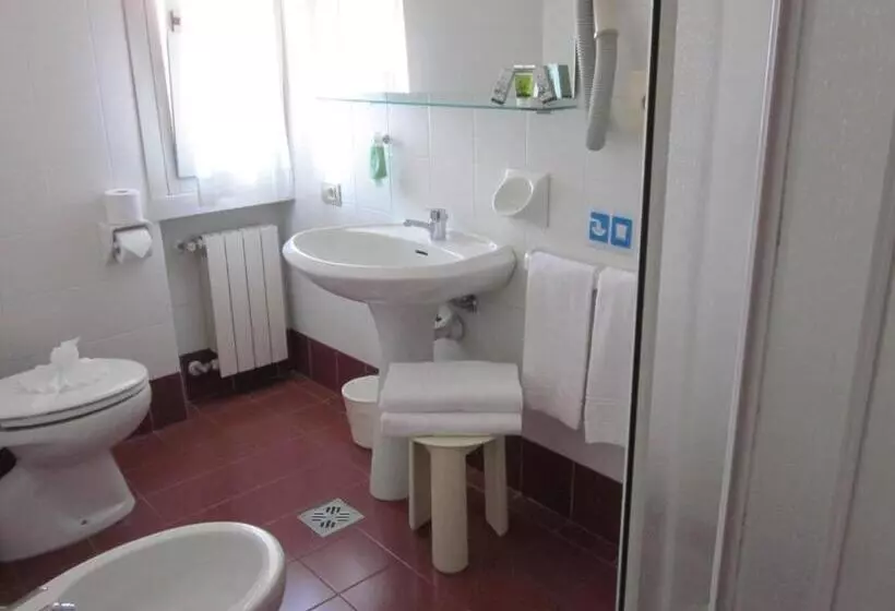 בית מלון כפרי Marina