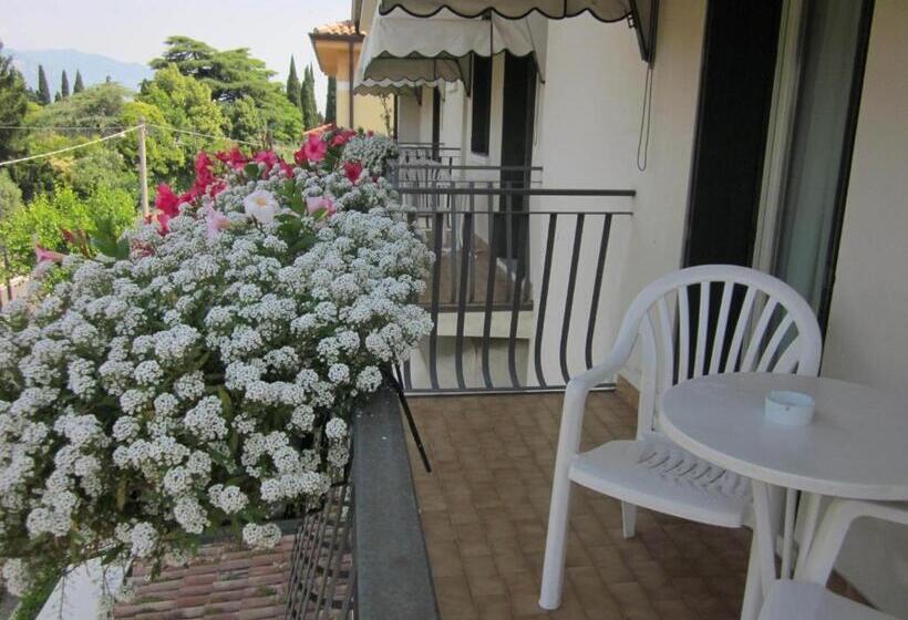 בית מלון כפרי Marina