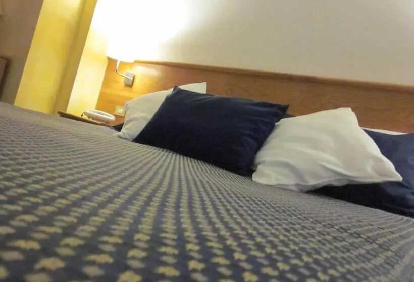 בית מלון כפרי Marina