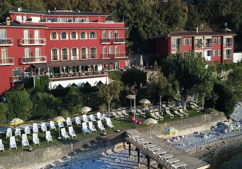 ホテル Merano