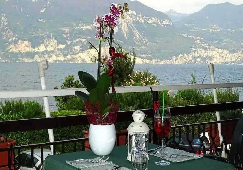 ホテル Merano