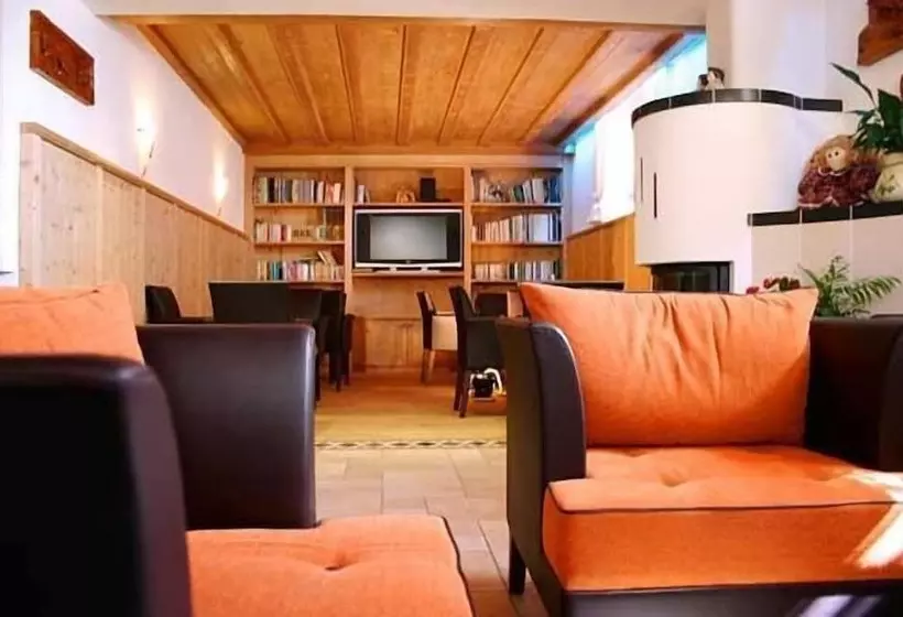 Отель Paganella Gourmet & Relax