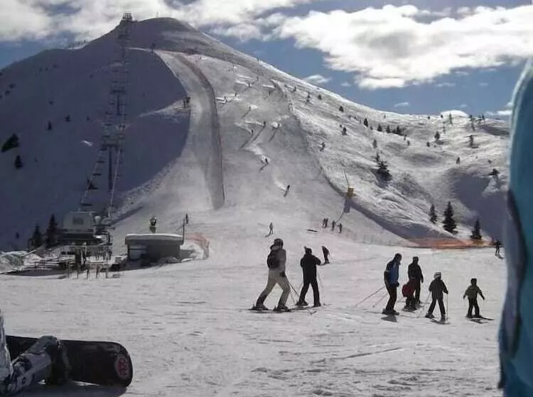 Отель Paganella Gourmet & Relax