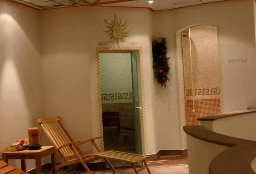 Отель Paganella Gourmet & Relax