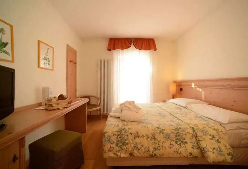 Отель Paganella Gourmet & Relax