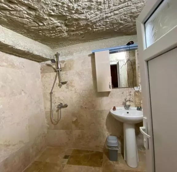 Hotelli Peri Cave