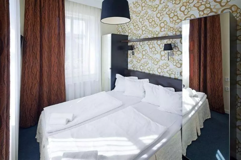 酒店 Pytloun Wellness Travel