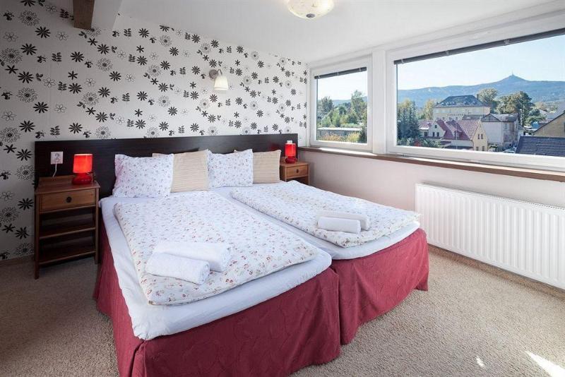 酒店 Pytloun Wellness Travel