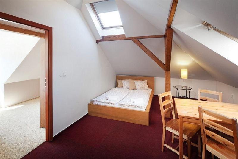 酒店 Pytloun Wellness Travel