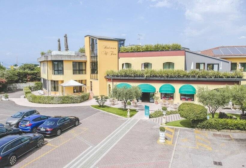 فندق Ristorante Al Fiore