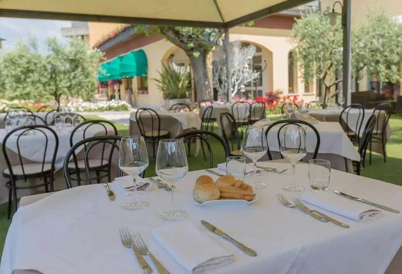 בית מלון כפרי Ristorante Al Fiore