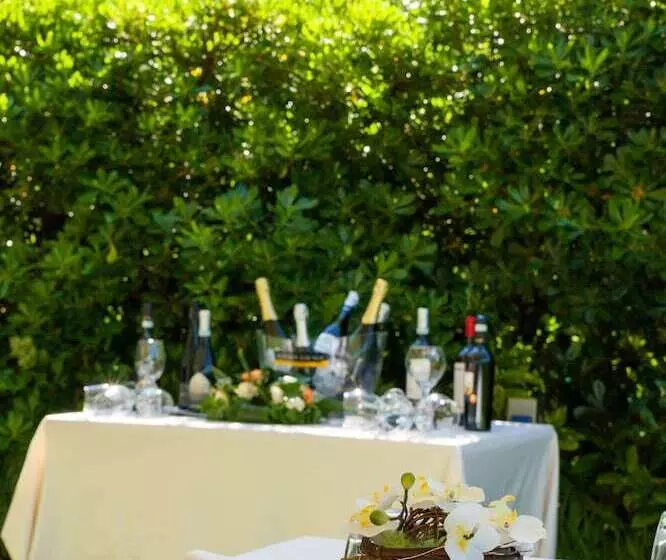 בית מלון כפרי Ristorante Al Fiore