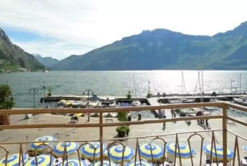 בית מלון כפרי Sole   Limone