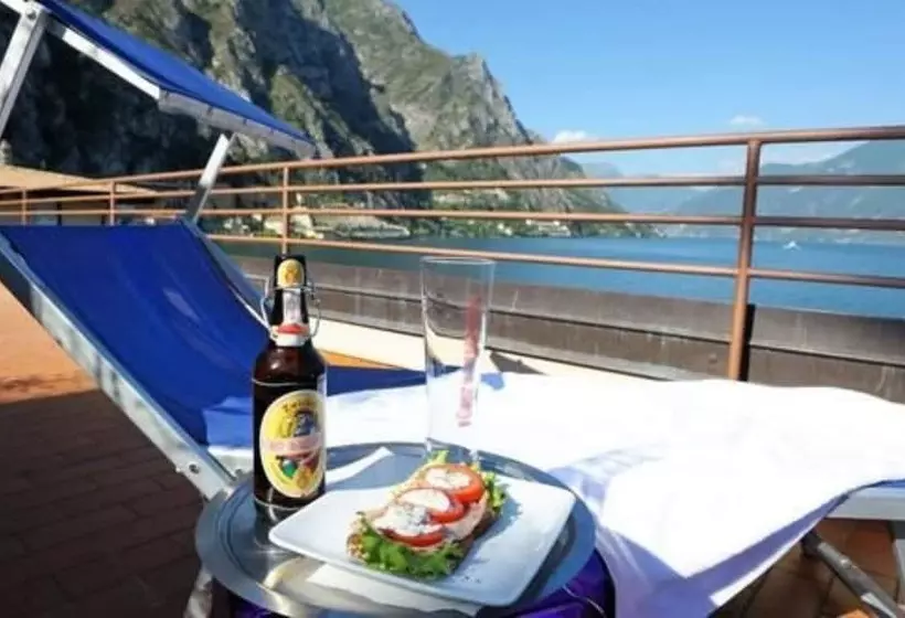 בית מלון כפרי Sole   Limone