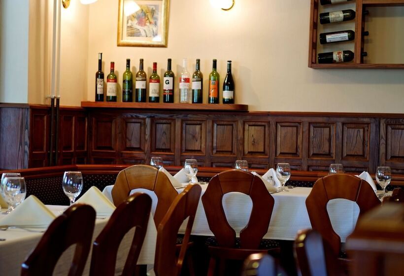 בית מלון כפרי Vineyard Inn   Szőlőskert