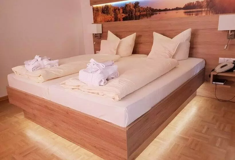 Отель Weisser Hof