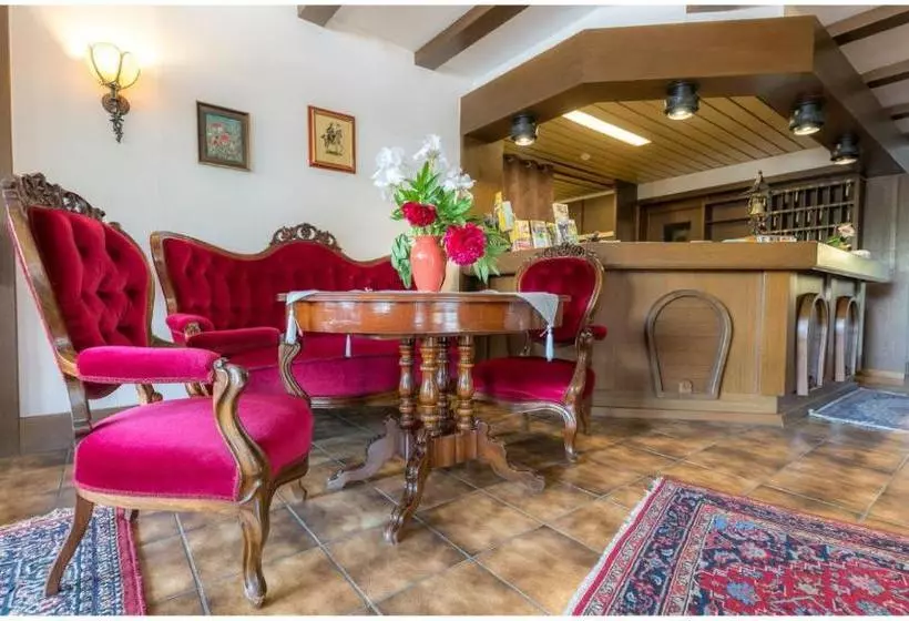 Hotelli Zum Goldenen Fässchen