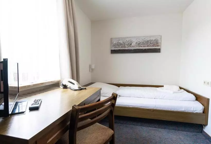 Hotelli Zum Goldenen Fässchen