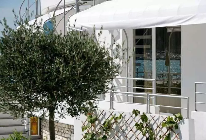 Piccolo Hotel Del Lido