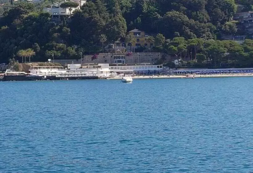 Piccolo Hotel Del Lido