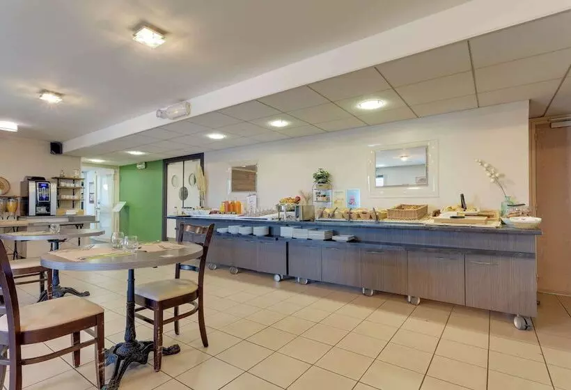 Brit Hotel Reims La Pompelle