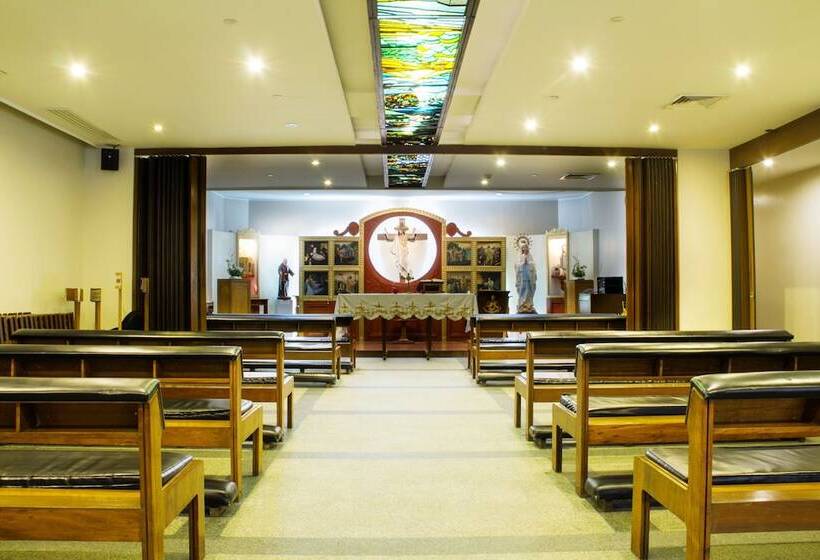 בית מלון כפרי Aim Conference Center