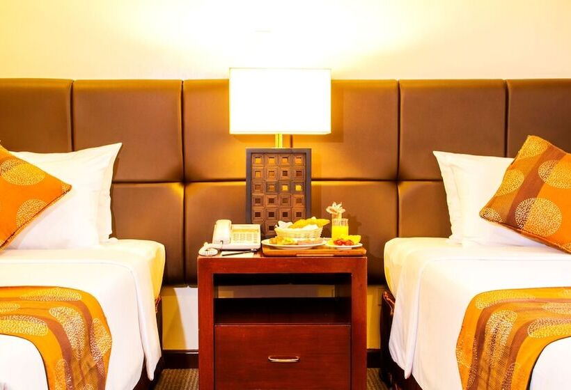 בית מלון כפרי Aim Conference Center