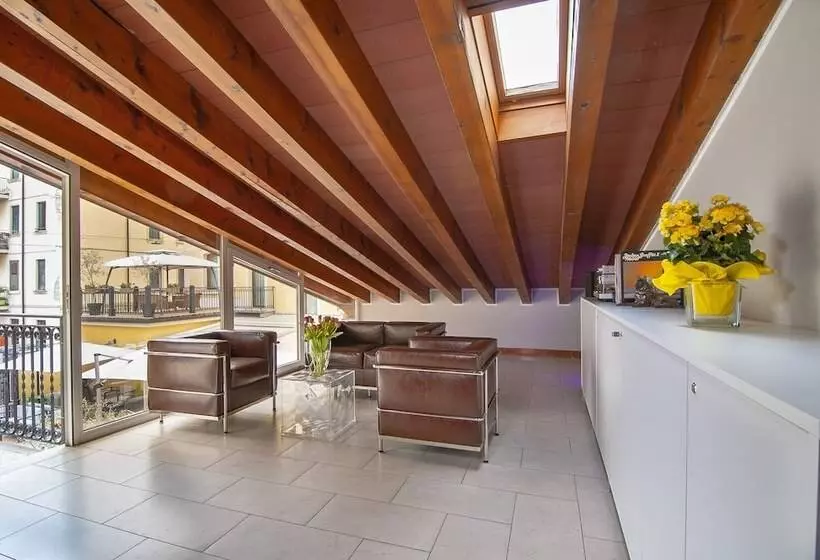 Hotelli Fontana Verona