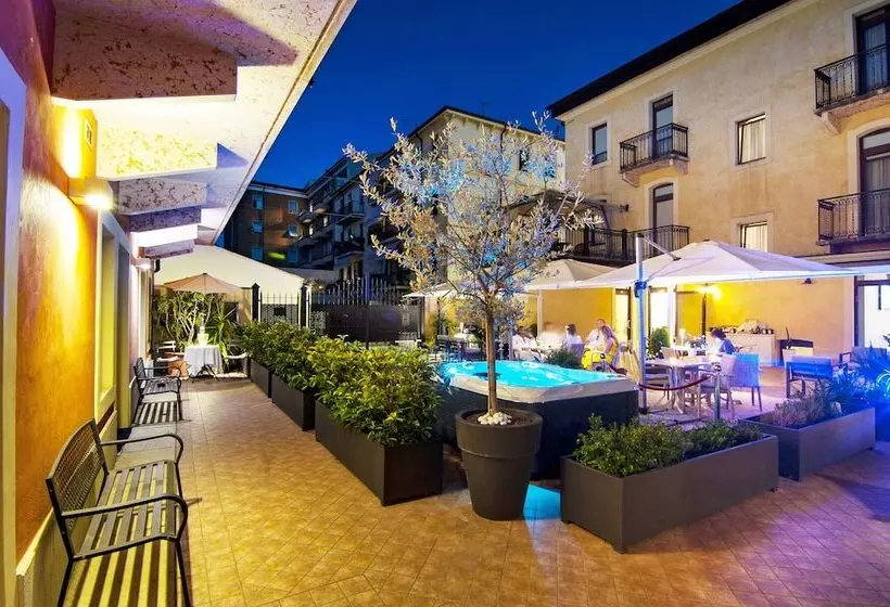 Hotelli Fontana Verona