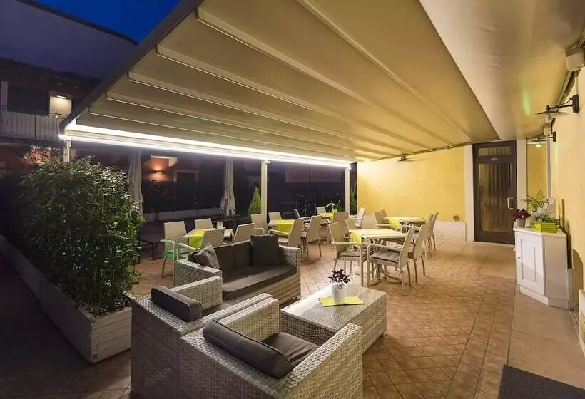 Hotelli Fontana Verona