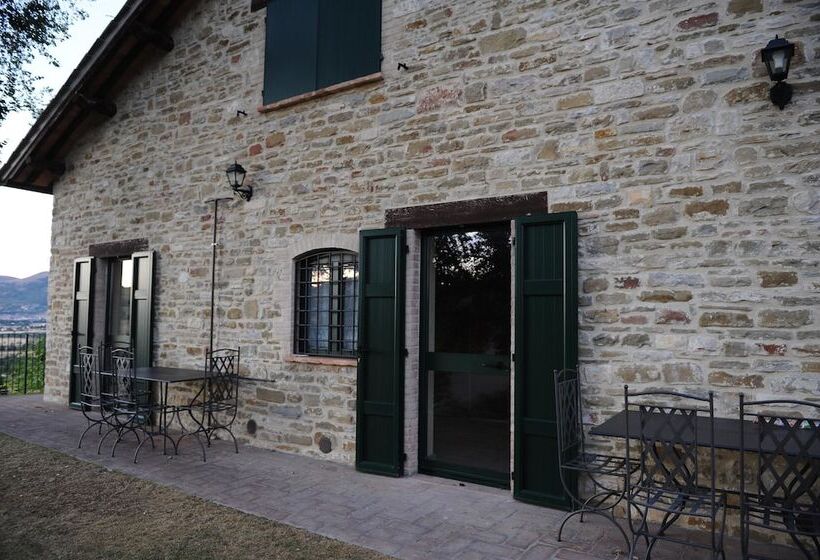 Отель Azienda Agraria Montelujano