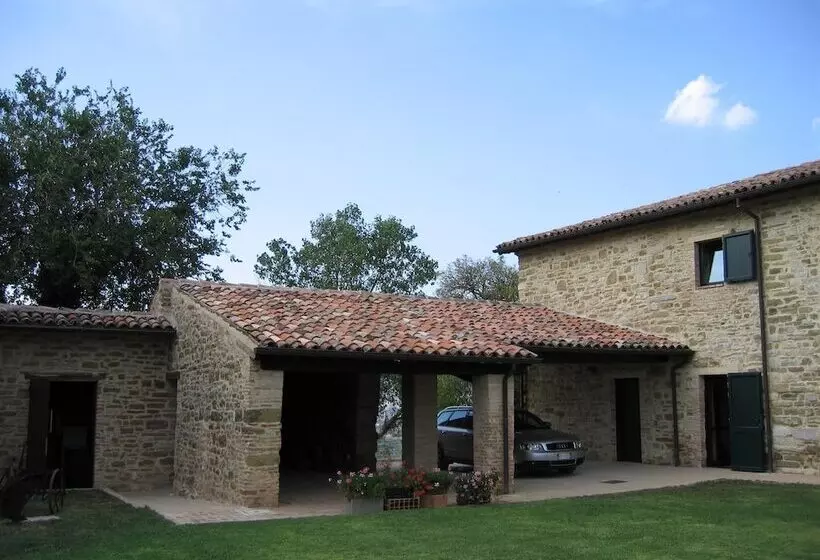 호텔 Azienda Agraria Montelujano