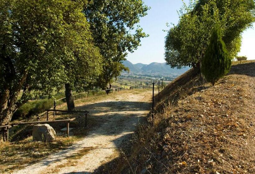 Отель Azienda Agraria Montelujano