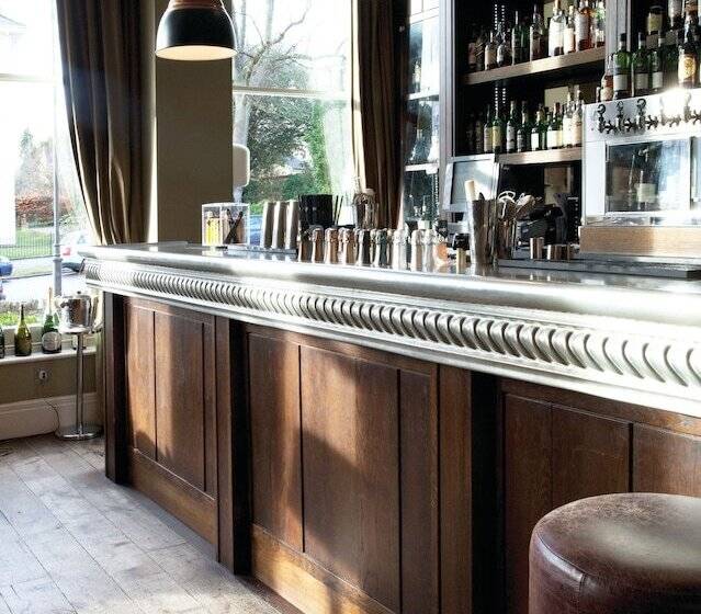 בית מלון כפרי Du Vin Cheltenham