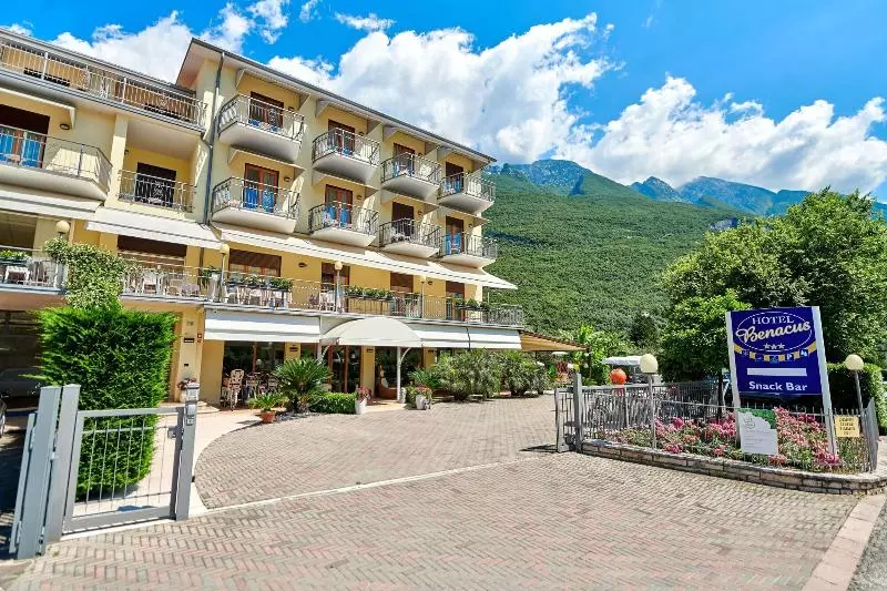 Eco Hotel Benacus