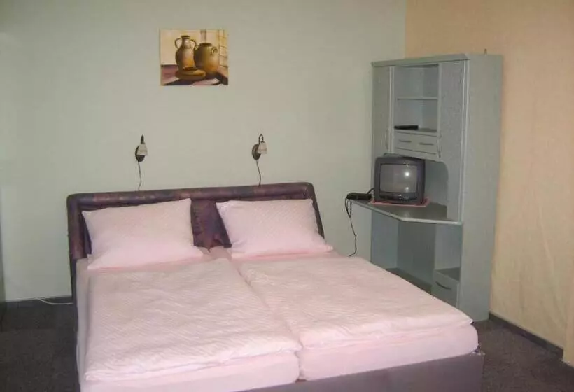 فندق Garni Hof Von Hannover