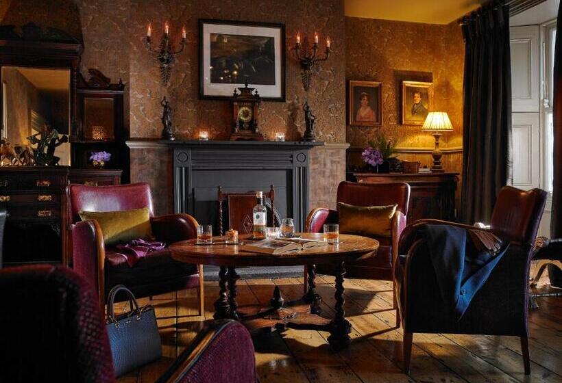 Отель Ice House