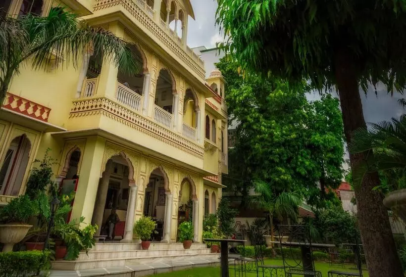 Hôtel Krishna Palace   A Heritage