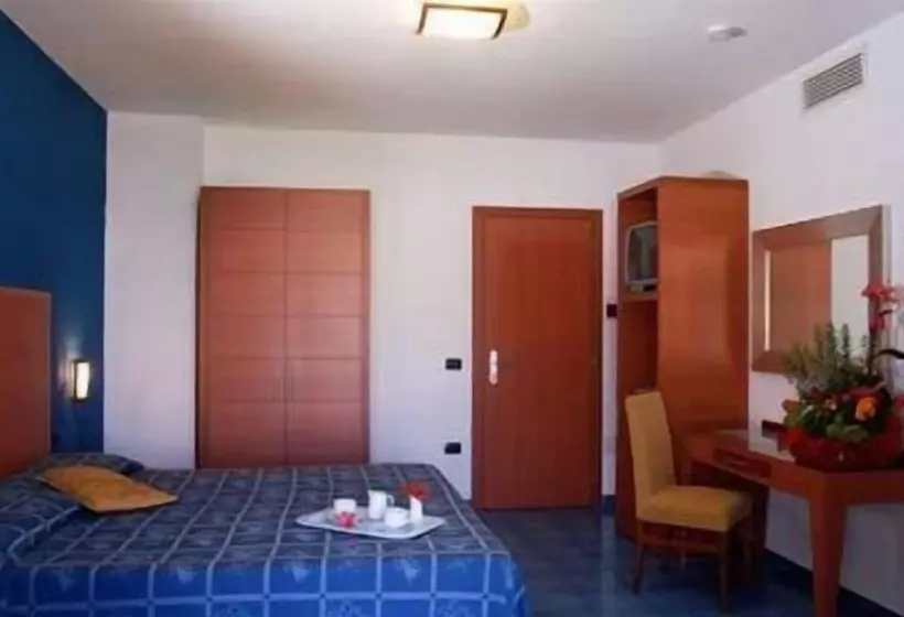 هتل La Tonnara