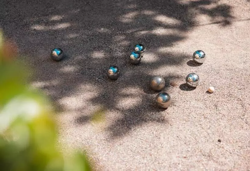 Hotel Hôtel La Villa Cap D’antibes