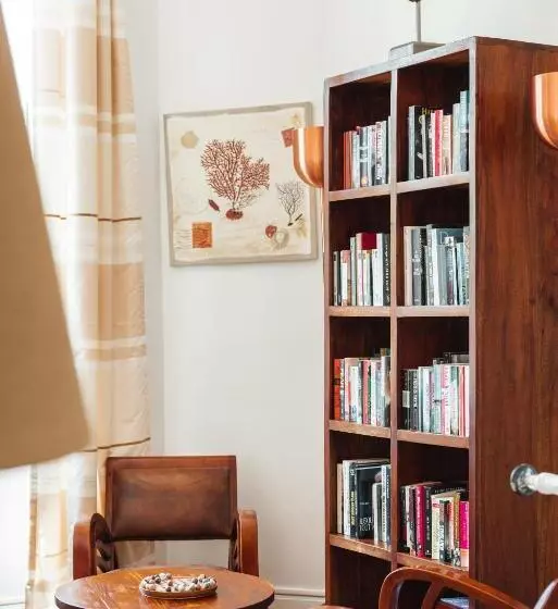 Hotel Hôtel La Villa Cap D’antibes