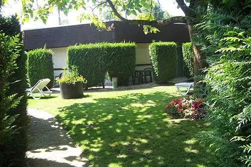 Hotelli Le Mas Des Lilas