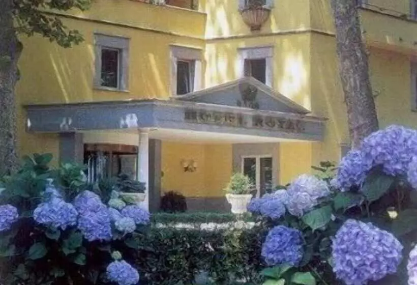 בית מלון כפרי Royal