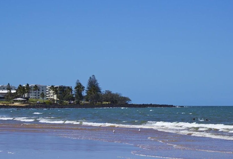 모텔 Bargara Shoreline Apartments