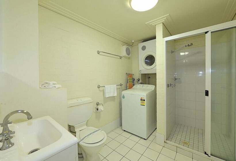 모텔 Bargara Shoreline Apartments