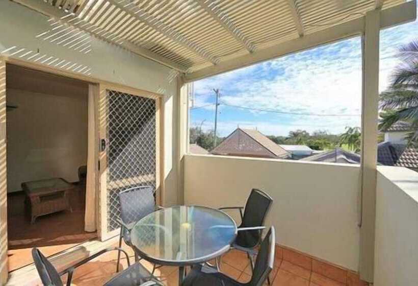 모텔 Bargara Shoreline Apartments