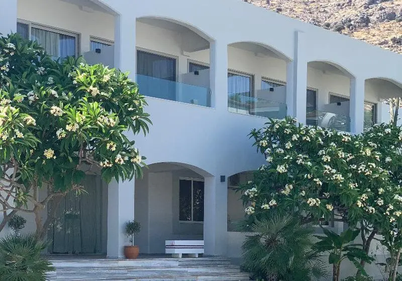 Pals Studios Pefkos